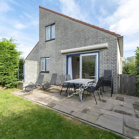 Charming Near Sandy *